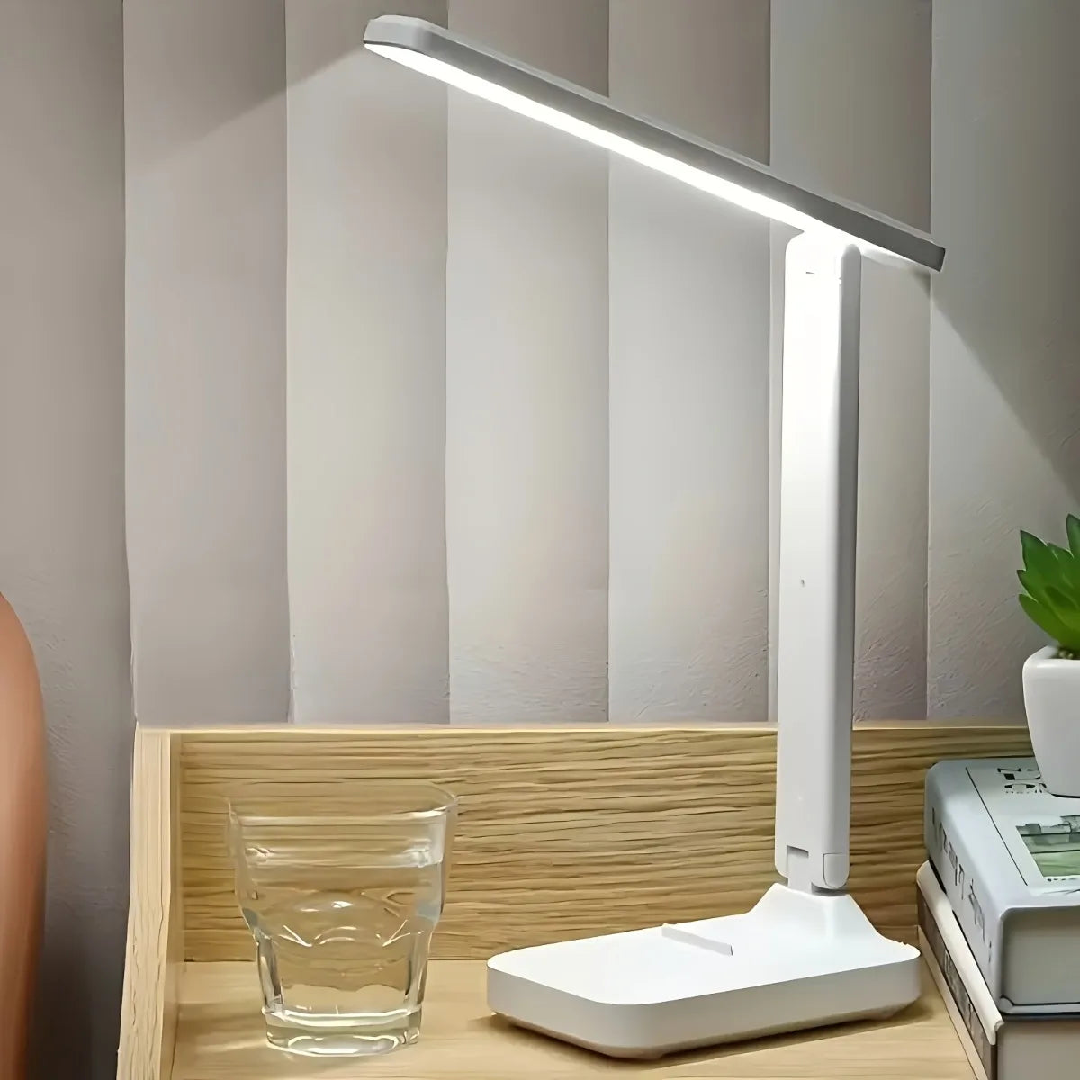 LED foldable desk lamp, three-color temperature, suitable for reading, office and bedroom